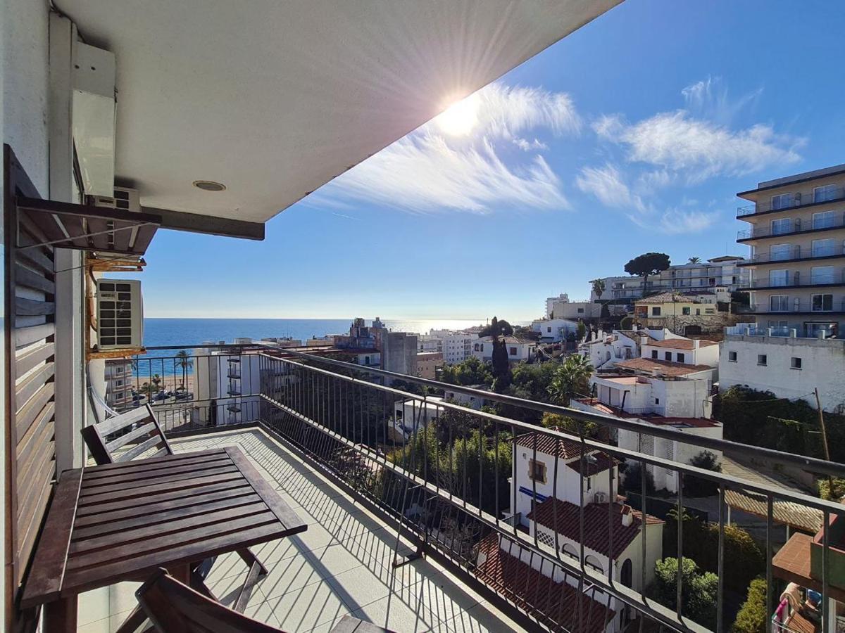 Apartament Pau Casals, 2 Min Walk From The Sea & Sea View Lloret de Mar Dış mekan fotoğraf